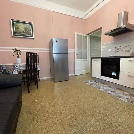 La Gardenia Del Ducato Apartment Parma Bagian luar foto